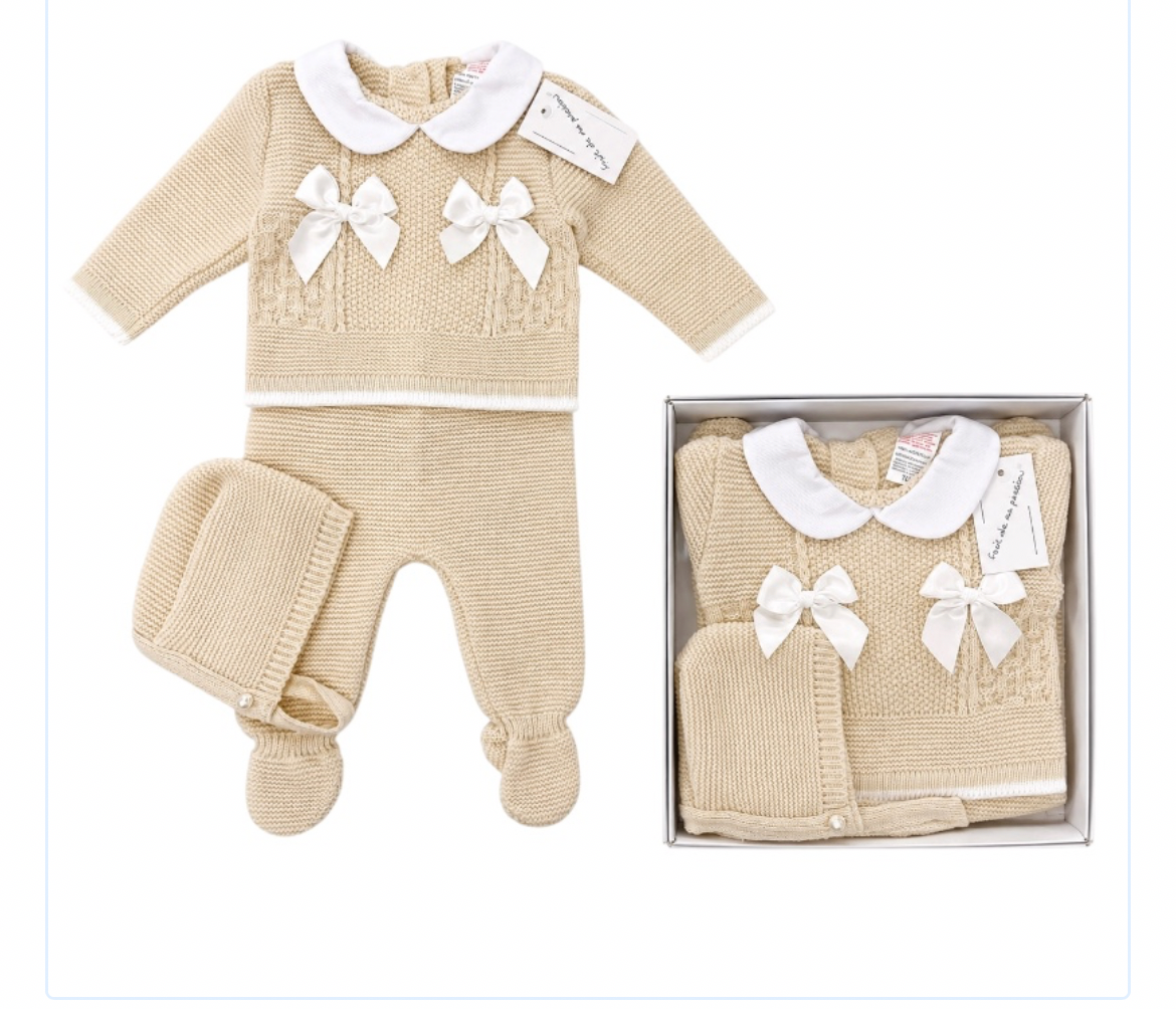 Baby Spanish Three Piece Boxed Set. Beige.
