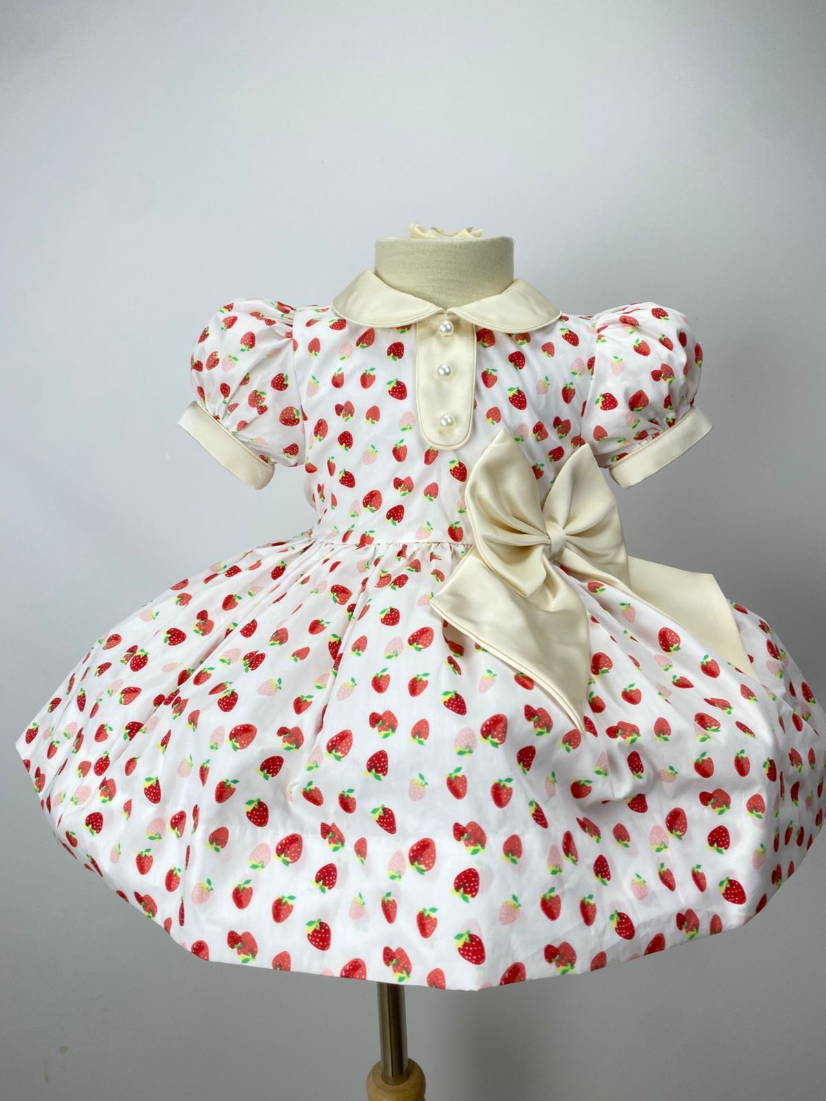 Cream “La’Fresa” Strawberry Classic.