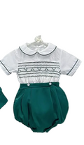 Bottle green boys smocked suit. (Long shorts for 3 and 4years)
