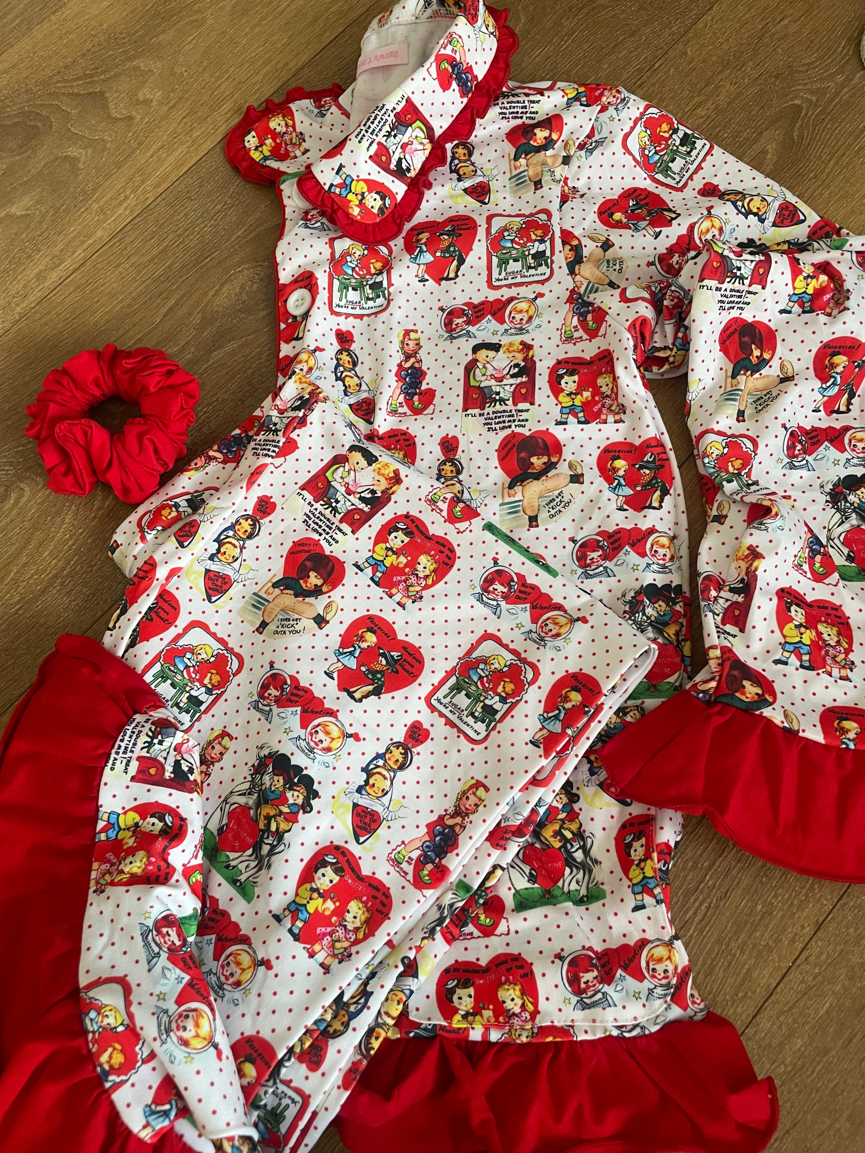 Women’s Retro Valentine Pyjamas.