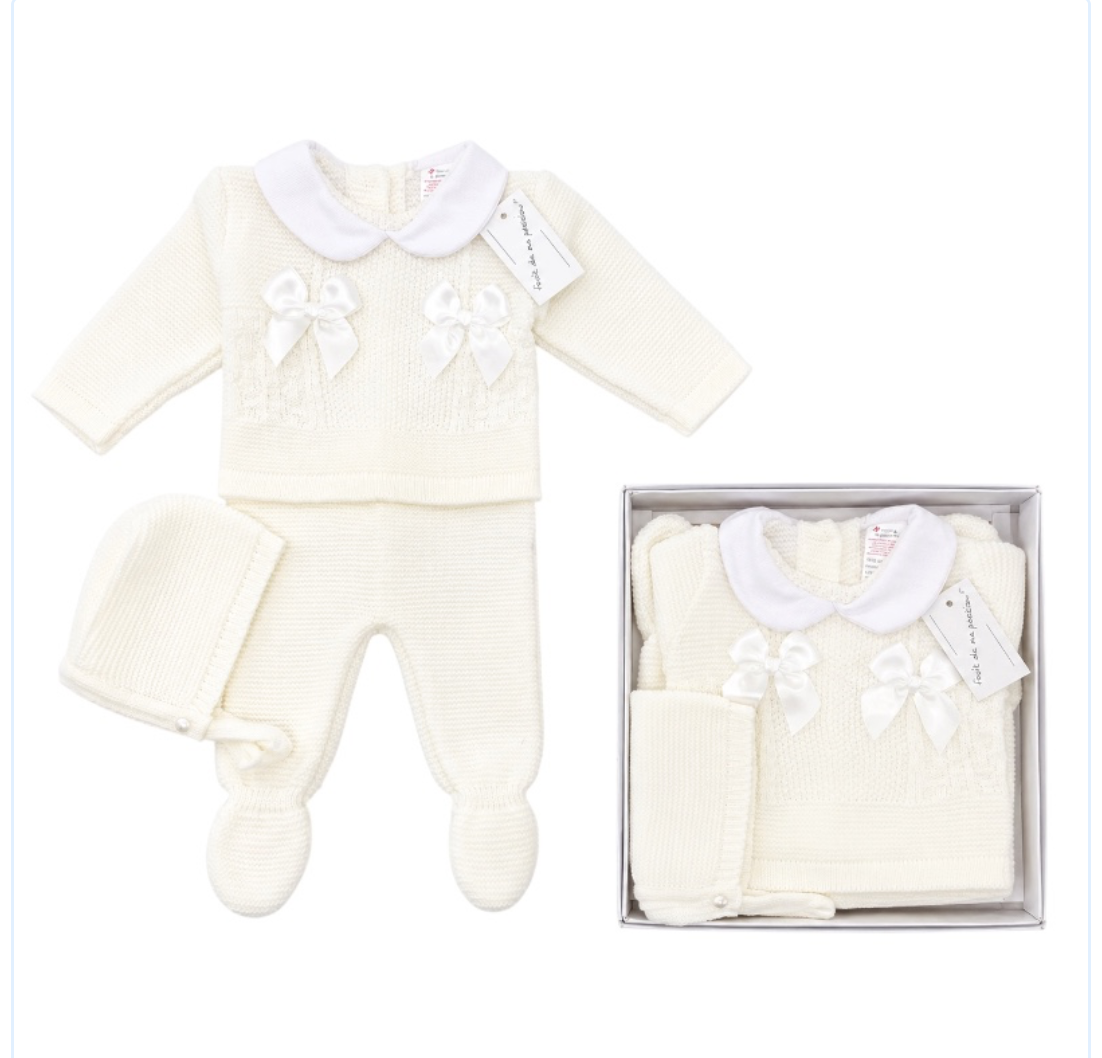 Baby Spanish Three Piece Boxed Set. White.