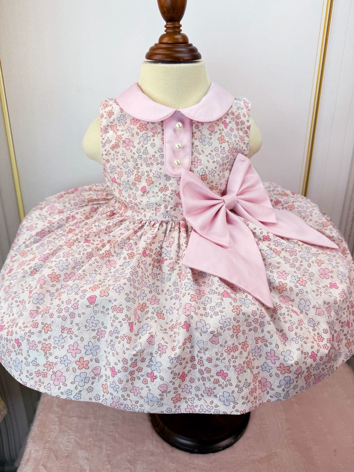 Pink Floral “Mariposa” Sleeveless Classic.